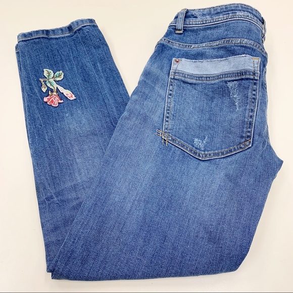 Zara Basic Denim Women’s Embroidered Roses Straight Leg Ankle Jeans Size 00 - Picture 1 of 10